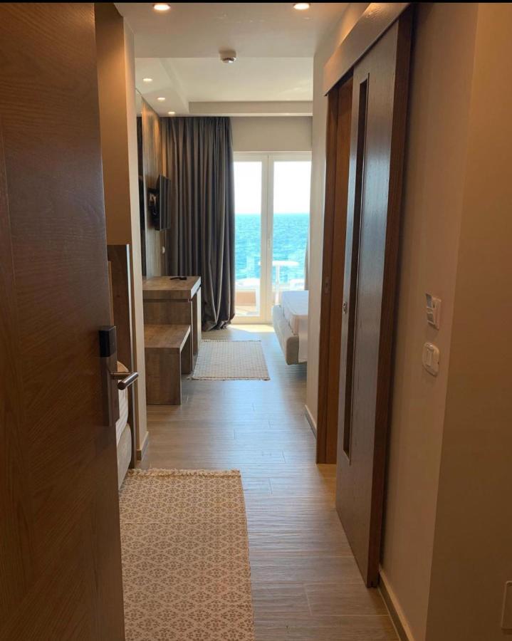Hotel Kristera Vlorë Exteriör bild