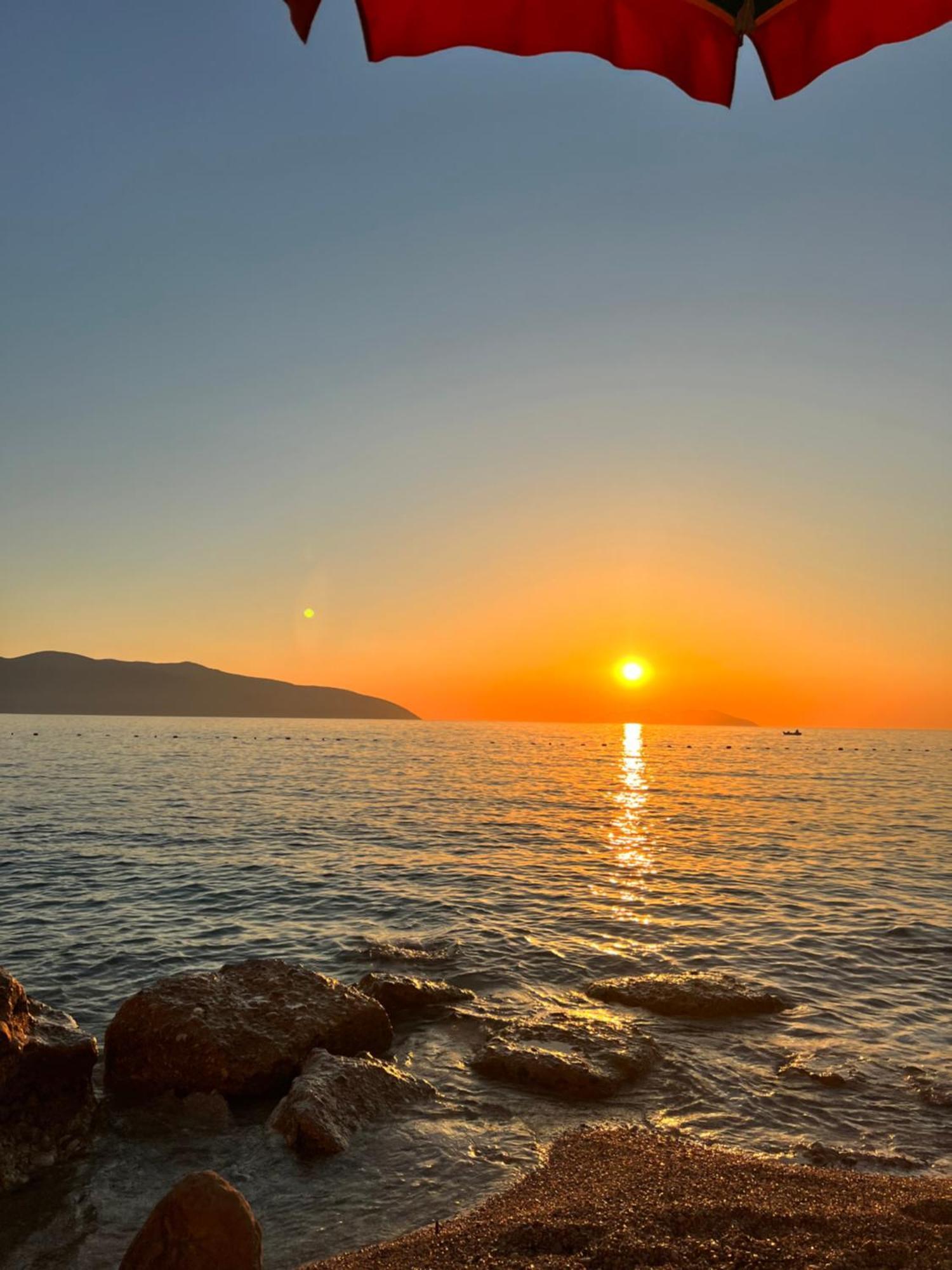 Hotel Kristera Vlorë Exteriör bild