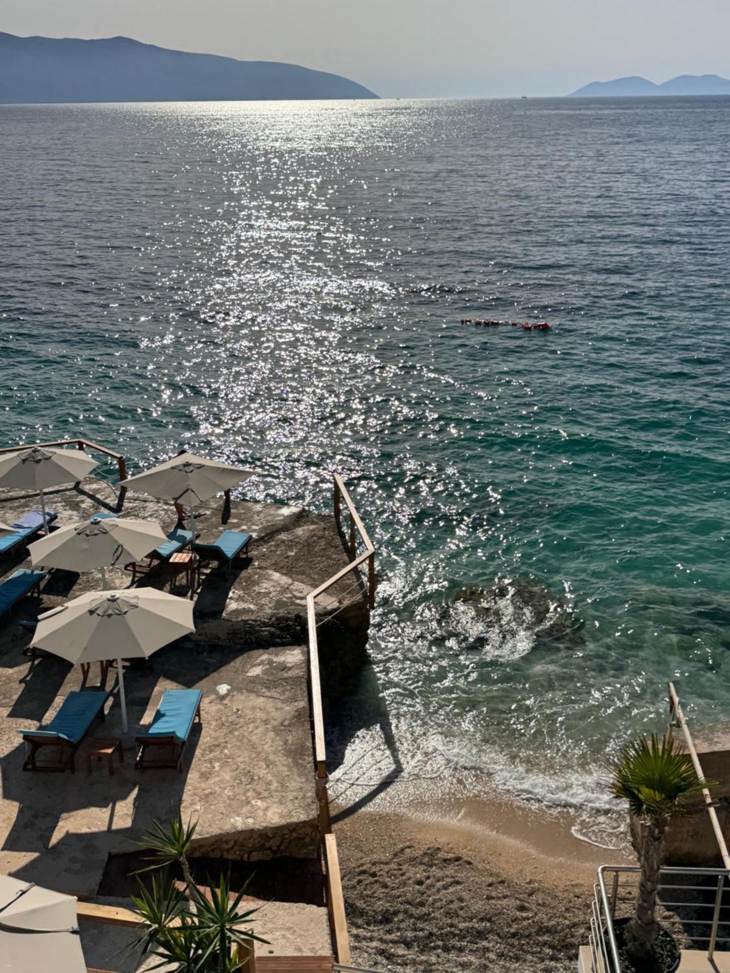 Hotel Kristera Vlorë Exteriör bild